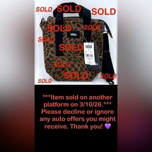 *SOLD ON ANOTHER PLATFORM* PLEASE DECLINE OR IGNORE AUTO OFFERS - VANS Lil Pergs